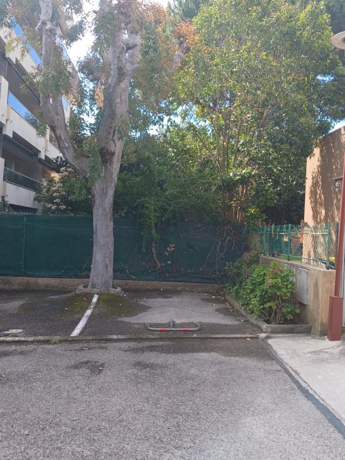 Rez-De-Jardin Grand Studio Apartment Cros-de-Cagnes Exterior foto